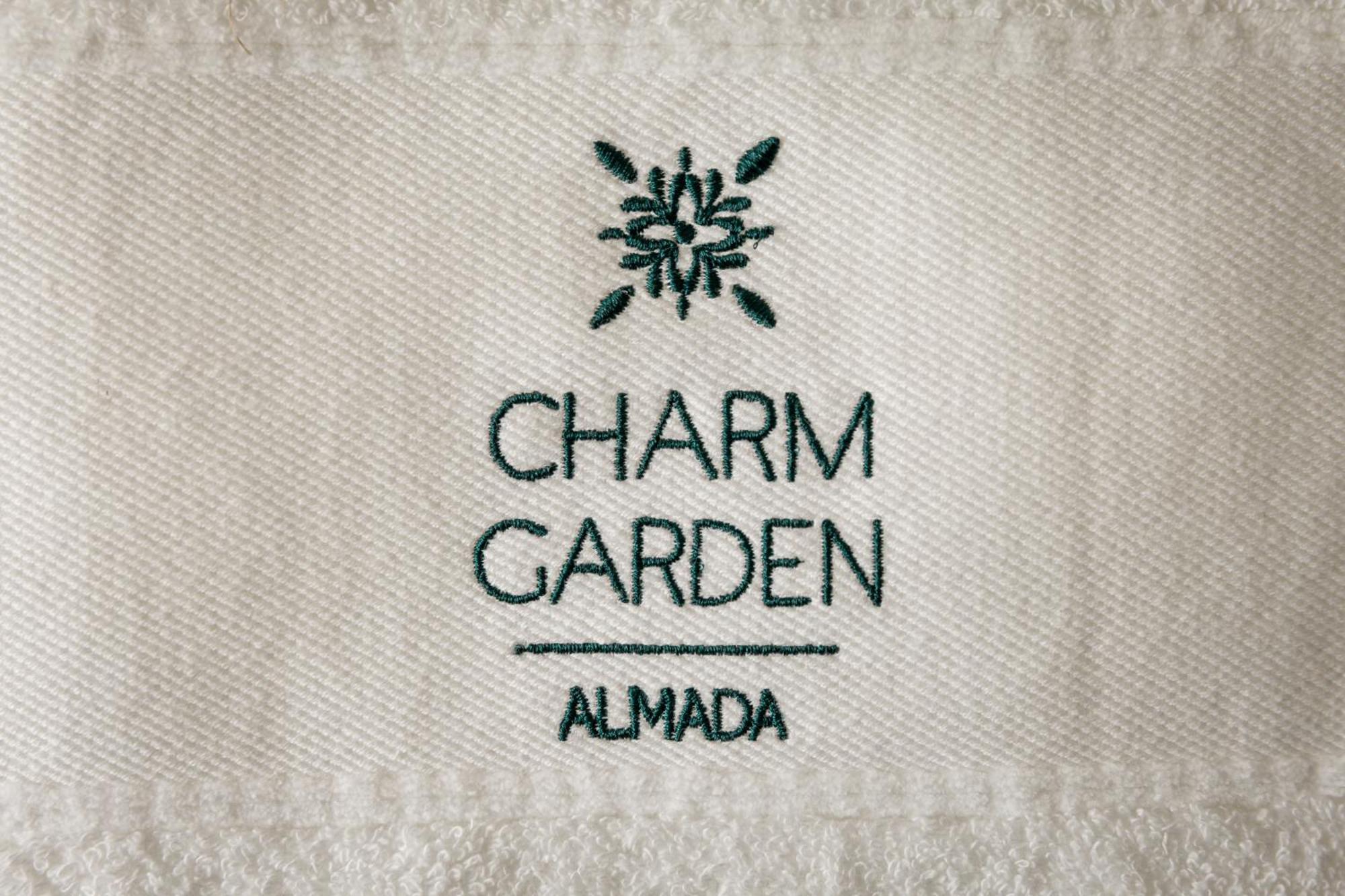 Almada Charm Suites & Apartments OOporto Exterior foto